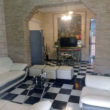 Imperio Inmobiliario.   HERMOSA PROPIEDAD CAPITALISTA 🏡🏡🏡   A solo una cuadra de 19  PLAYA - Img 121181128