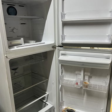 Vendo refrigerador Samsung roto - 4/5