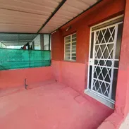 Casa totalmente independiente en el reparto Ampliación de Almendares - Img 56123107