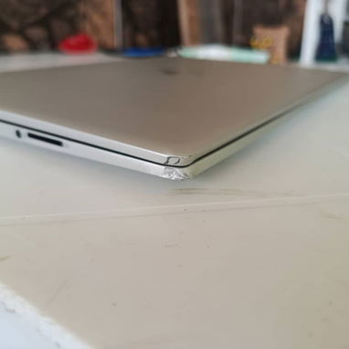 HP Envy x360 15‑dr pantalla táctil de 15.6" Full HD IPS micro‑edg, 12 GB de RAM DDR4, i7 10510U y una batería que le dur - 4/4