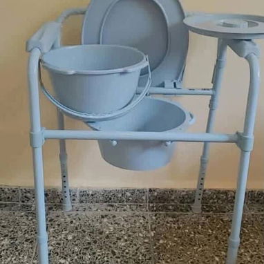 Silla sanitaria sin ruedas - 3/3