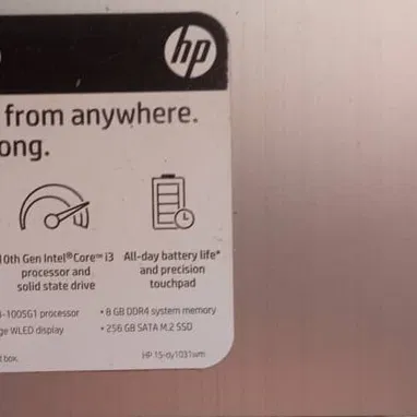 Laptop HP 15.6" Intel i3 10.ª Gen | 8GB RAM | 240GB SSD M.2, con detalles, me ajusto. - Img 124251208
