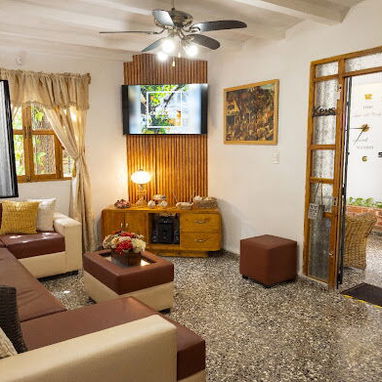 *SE VENDE* Hostal CasaBlanca. 5 Habitaciones, 7 Baños, Piscina Climatizada, Billar, Garage, Jacuzzi, Ranchon. - Img 116759142