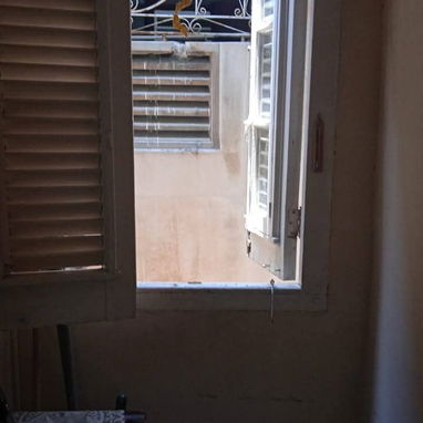 Venta de apartamento en perfectas condiciones,en edificio capitalista en el Vedado - 10/10