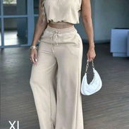 Conjunto beige de pantaloneta y blusa corta XL - Img 56068579