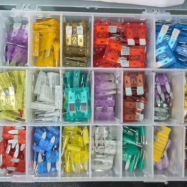 Fusibles y minifusibles (0.10 USD c/u) - Img 109379604