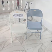 Sillas plegables blancas y Asules - Img 57508947