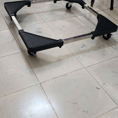 ☕️Base ajustable para equipos electrodomésticos trae ruedas/20 usd☕️ - Img 122837824