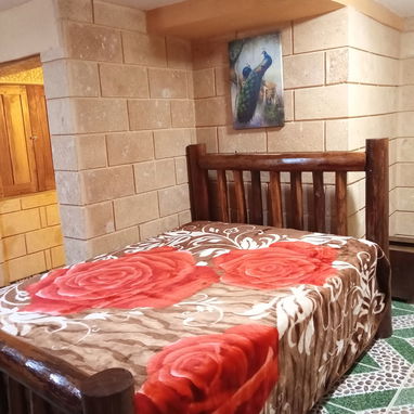 Hermosa finca de más de 1 hectárea con Bungalow cerca de Varadero, 3 cuartos, 4 baños, ranchón y jacuzzi exterior. - 9/10