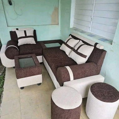Juegos de comedor y de sala con transporte incluído - 6/10