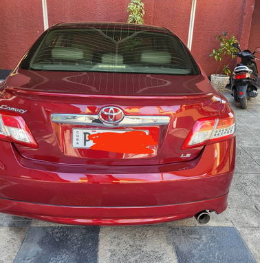 Vendo o negocio Toyota Camry automático del 2010 en Vin circulación 2008 - Img 67722989