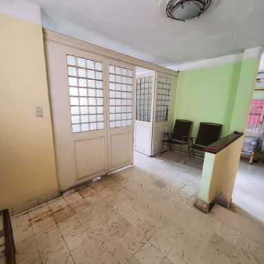 Se vende / Venta de Casa en Playa, La Habana en 15 e/ 70 y 72 - Img 116600243