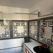 🏡*128_Se vende apto en centro Habana en un Edif Capitalista en un 2do piso*  🗺*Pto de Ref :Cerca del Hospital Ameijeir - Img 57247288