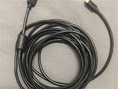Cable de carga y juega PS4 de 3 metros - Img main-image