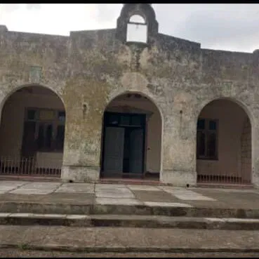 Casaaaaa casonaaaa grande  En matanzas  Wattssap 55432935 Se vende casa ubicada en René Fraga ,consta con portal amplio - 3/6