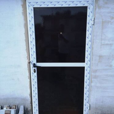 Tenemos lo que necesita para darle confort y estilo de calidad a su hogar y a su negocio. Llame ahora - 2/5