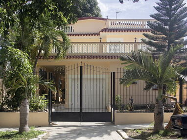 Exclusiva Residencia de Lujo en Cuba: Vive el Encanto de la Habana - Img 63537426