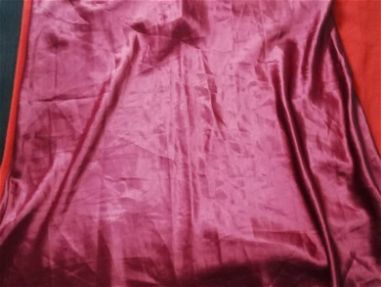 Se vende bobito de seda nuevo de color rojo talla - Img main-image-45666966