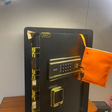 CAJAS DE SEGURIDAD, DIFERENTES PRECIOS!! - 2/3