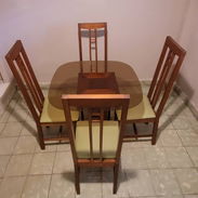 Mesa de comedor, madera y cristal. - Img 55960764
