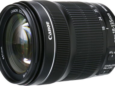 Lente Canon EF-S 18-135mm f/3.5-5.6 is STM - Img 49773801