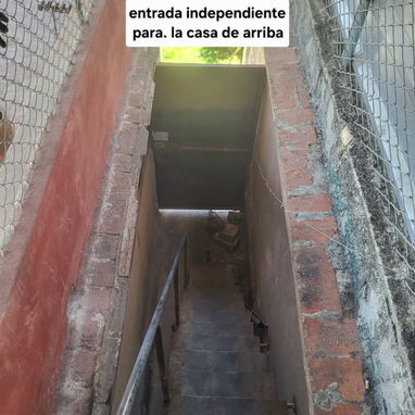 🏠 Casa independiente de 2 Plantas en La Lisa Reparto Elena #255 Cerca de La Primaria Aristides Viera 📍 - 2/10