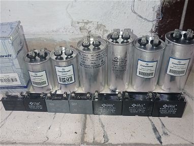 De 1 hasta 60 micro capacitores de marcha para Aires, split,bombas de agua, motores etc - Img main-image-45710798