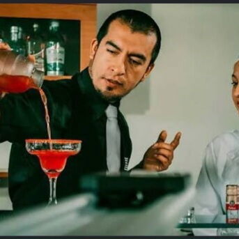 Cursos de Máster Chef, Barbería y Peluquería, Bartender. Cada uno a 800 pesos.mínimo 30 gb de información.59219492 - Img 126293214