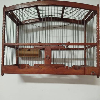 Jaula de madera semitorneada para pajaritos - 2/2