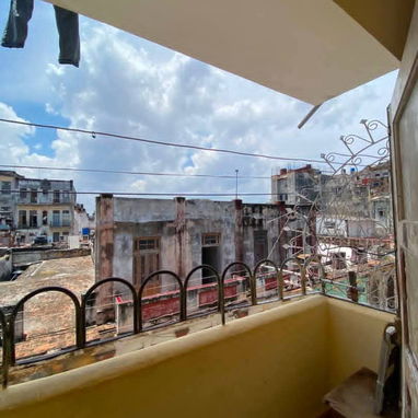Vendo apartamento en centro habana - Img 127604693