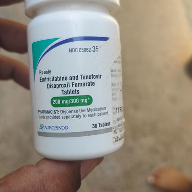 Emtricitabine,Tenofovir Dixopril,Fumarate ) - 7/10