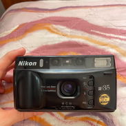 Cámara Nikon Lens 35mm 5 Zone Autofocus de rollo - Img 51113713