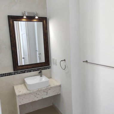 🏡¡EN VENTA HERMOSA CASA EN 2DO PISO EN EL VEDADO! - Img 127638797