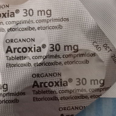 Vendo Celecoxib  5mg 10 cap en 4usd.  --Etoricoxib 60mg , 7 tab, 4usd.  -Y-Etoricoxib Arcoxia 30mg , 14 tab, 6usd. - Img 123654128