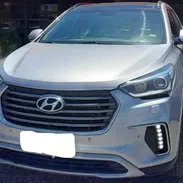 Hyundai Santa Fe del 2017 pintura de fábrica motor  3.3 V6 tres filas de asientos,Aire acondicionado, Ajuste eléctrico - Img 53887361