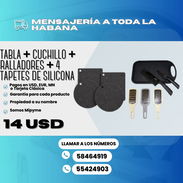Tabla + cuchillo + ralladores + 4 tapetes de silicona 💲 14 USD - Img 55227136