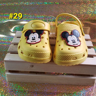 Crocs, chancletas, sapitos - Img 122625565