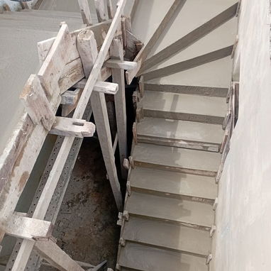 Brigada de construcción( Estructura y encofrado de placas y más) - 6/10