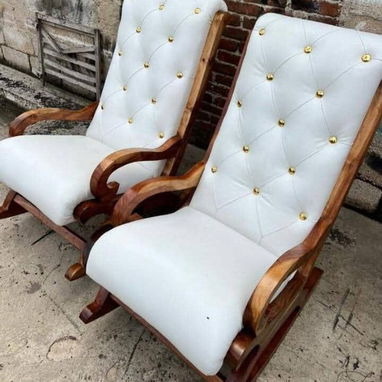 Sillones de madera capitoneados - 6/8