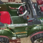 Carrito electrico tipo jeep militar, grande con control remoto y dos baterías de repuesto - Img 49143731