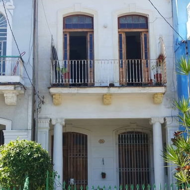 Venta de 2 casas en el corazón del Vedado - Img 124751646