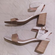 Sandalias altas beige y blancas #41 - Img 45536412