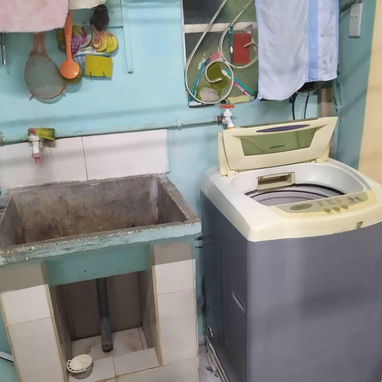*$15.000usd. En venta casa (BAJOS) puerta de calle, con placa ocupada en El Cerro. Cerca de la esquina de Tejas o el Se - Img 123558694