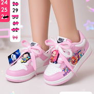 TENIS PARA NIÑ@S*FORCE ROSA Y BLANCO GUERRERAS K-POP 🩷* 🌟 Alumbra - Img 56987153