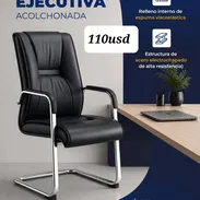 Silla Ejecutiva Acolchonada - Img 56852362