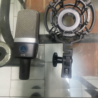Audífonos senheiser HD 650, interfaz Steinberg ,micrófono condensador akgc214 - Img 121395310