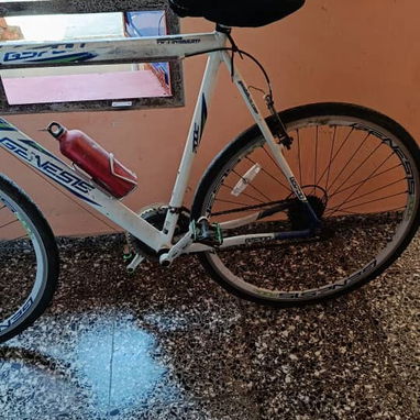 !!Ganga!! Bicicleta Especial de Paseo Genesis GS-700 (Rodado 700c)Aluminio (DE USO )Whatsapp +5514997647235 - 2/4