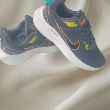 Tenis deportivos - Img 122128246