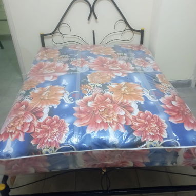 Cama con colchón liso - Img 123204683