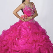 Alquiler de trajes de 15 - Img 57140546